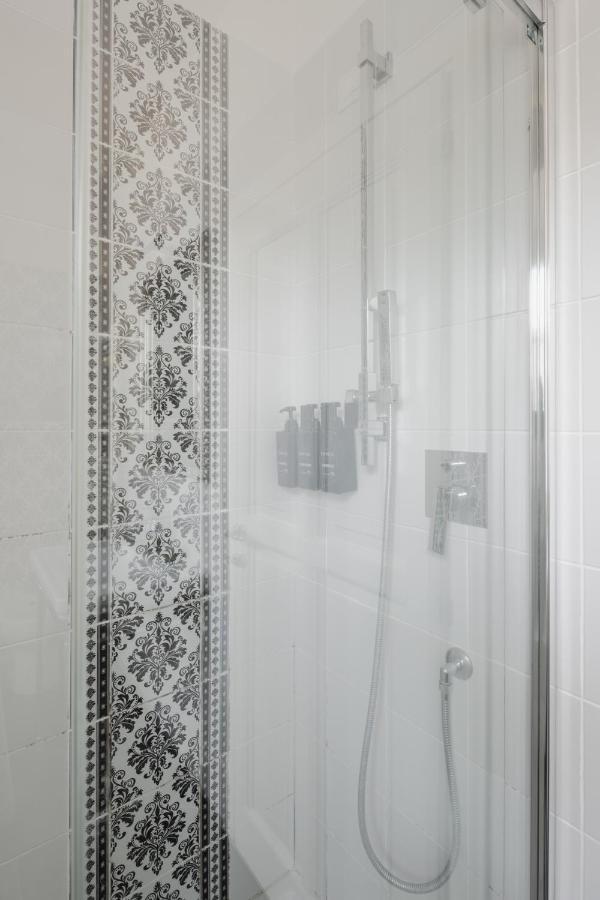 The Termini Apartment By Omen Hospitality Рим Экстерьер фото
